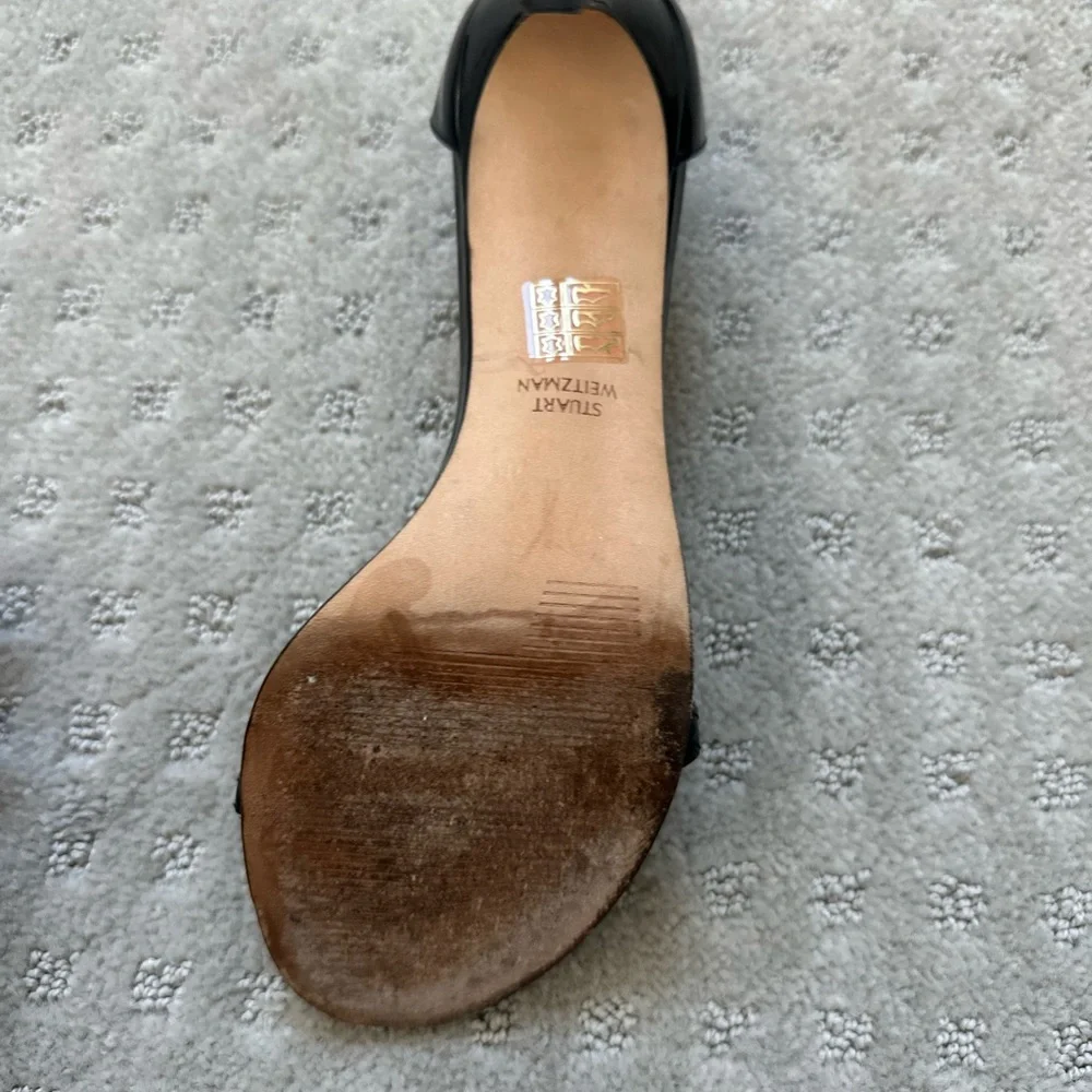 Stuart Weitzman - Picture 5 of 5